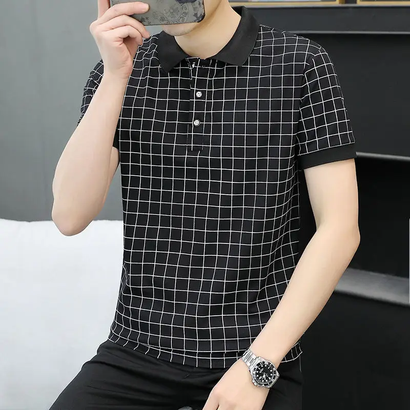 

2024 Summer New Men Pullovers Plaid Polo-Neck Button Spliced Short Sleeve Korean Version Slim Trendy Handsome T-shirts Tops