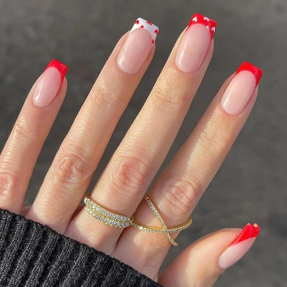 Valentine's Day Almond Short Coffin False Nail 24Pcs Sweet Love Hand Painted Heart Diamond Detachable Full Cover French Manicure