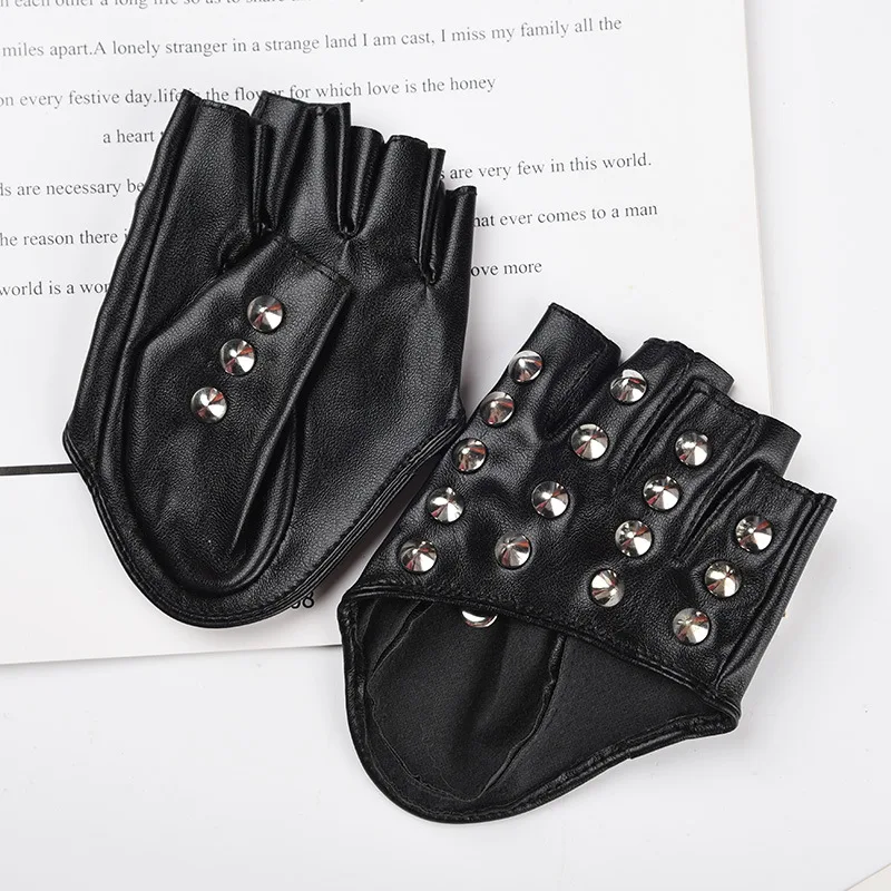Women DS Half Palm Half Finger Rivets Gloves Nightclub Pole Dancing Stage Performance Fashion Personality Hip Hop Leather