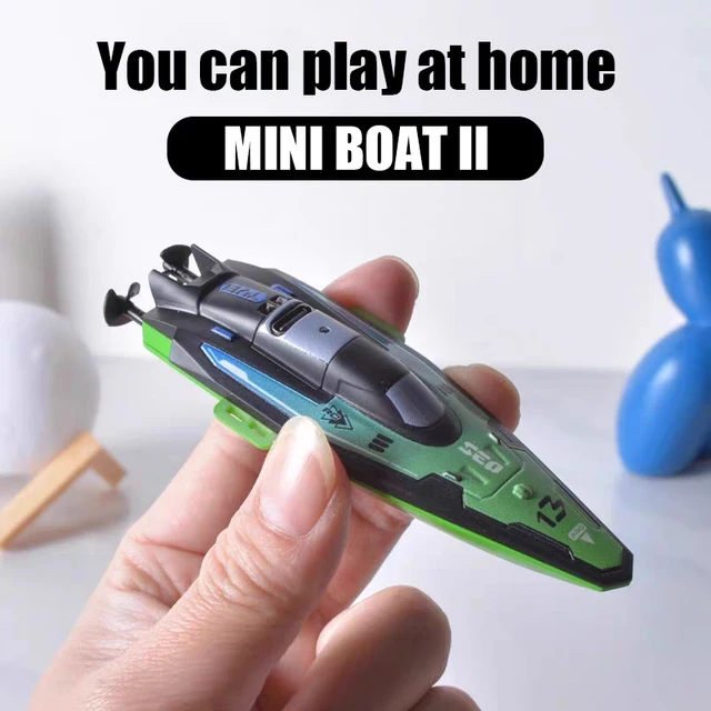 RC Baots 2.4G 4WD Mini Remote Control Boat with Light Speedboat for Pools Competitive Indoor Watercraft Toys For Kids Gifts