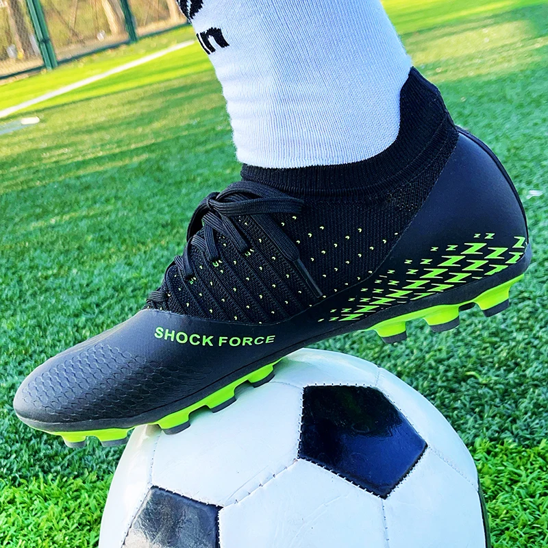 Men Soccer Shoes Football Boots Ultra-light Non-slip Long Spikes Outdoor Professional Cleats Grass Sports Shoes Match Sneakers football shoes
