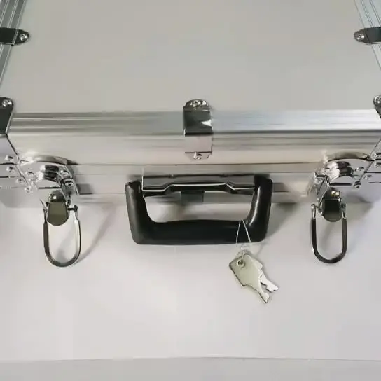 

China manufacturer Customise Non sparking tool set industry hand tools for oil gas useful