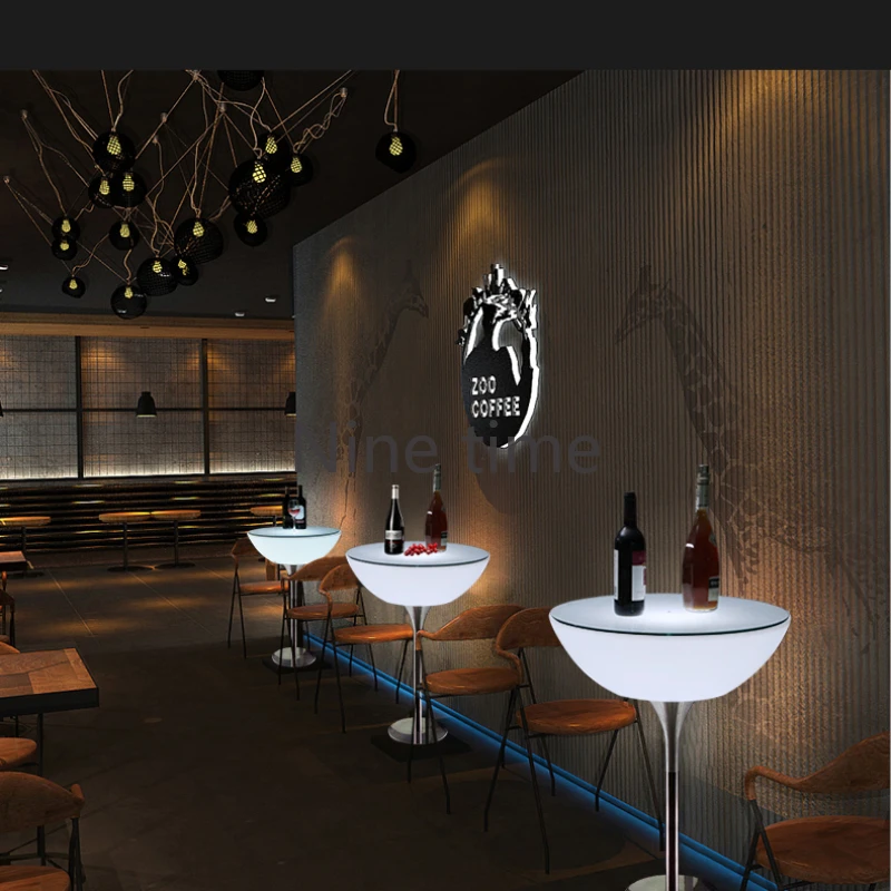 Рисунок 5 - Мебель для гостиной и бара