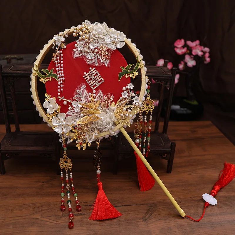 

Ancient Style Fan Bridal Show Dress Accessories Chinese Wedding Hand Bouquet Photo Shooting Props Party Decoration Ornament Gift