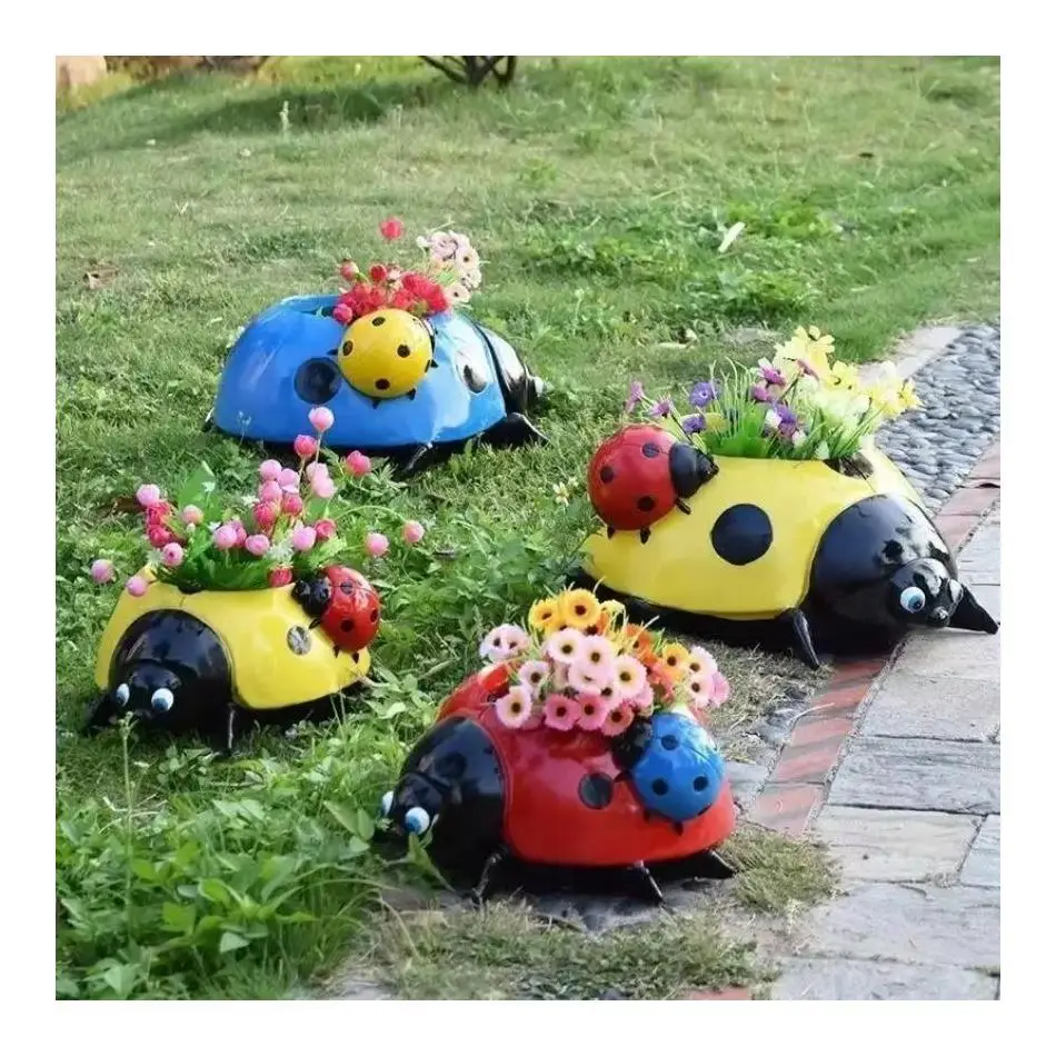 1 Pcs Beetle Courtyard Lawn Beetle Seven Star Ladybug Flower Pot Resin Decor Garden Decoration Creative Fashion Crafts