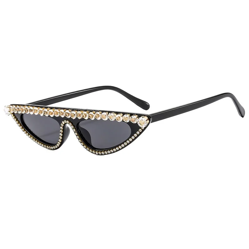 

2024 New Fashion Diamond Triangle Women's Sunglasses Ins Female Luxury Brand Shinny Rhinestone Eyeglasses Trend Crystal Eyewear