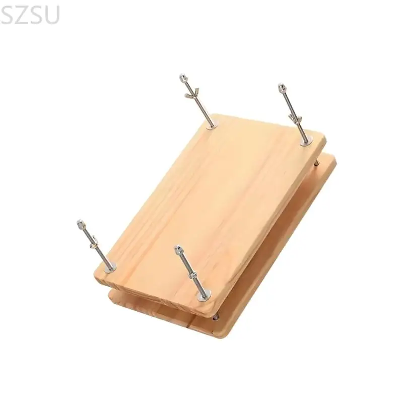 4개의 금속 볼트와 넓은 14.2 단위 작업 공간을 갖춘 SZSU 효과적인 책과 꽃 프레스
