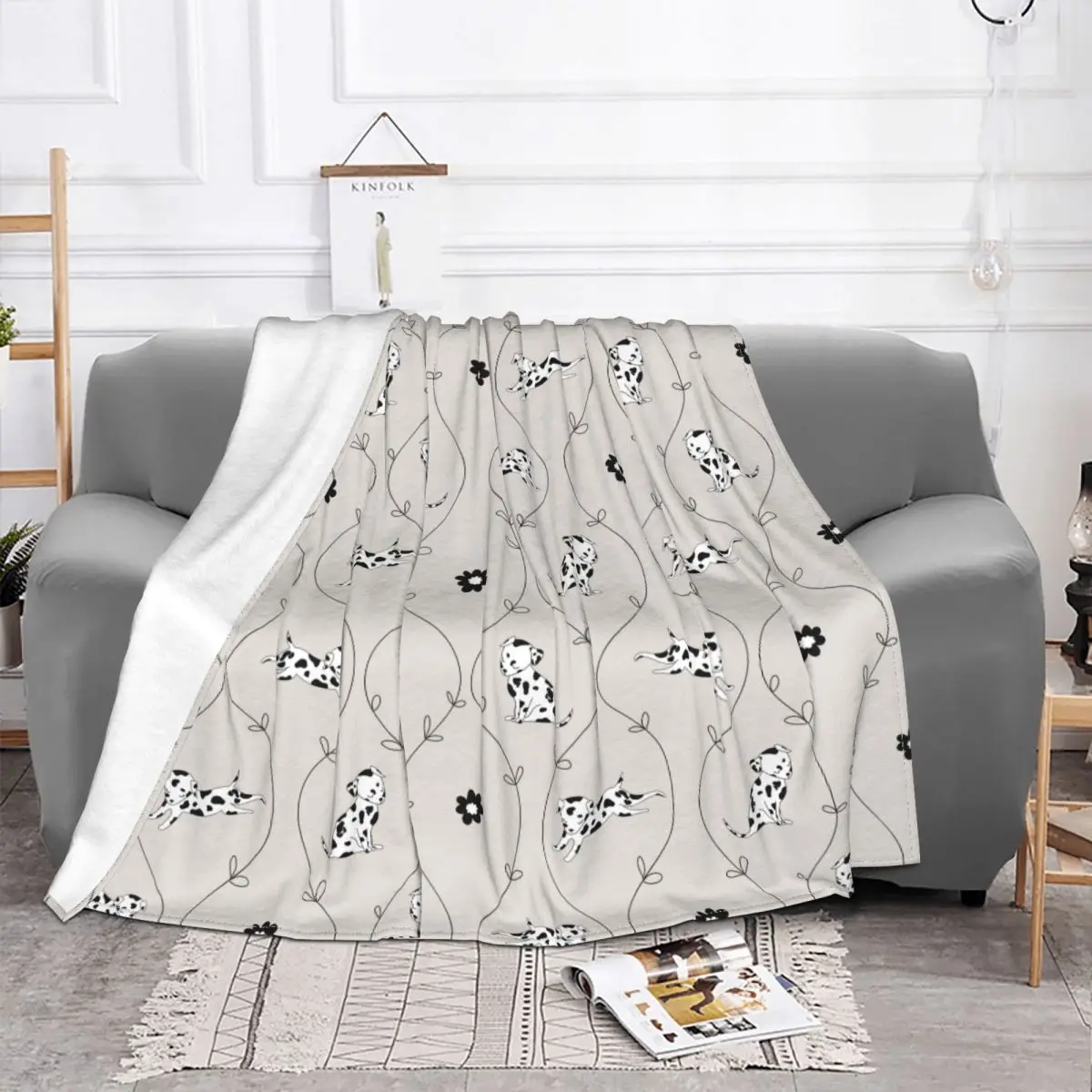 

Cute Dalmatian Cartoon Spot Dog Blankets Velvet Printed Multi-function Lightweight Throw Blankets for Sofa Couch Quilt