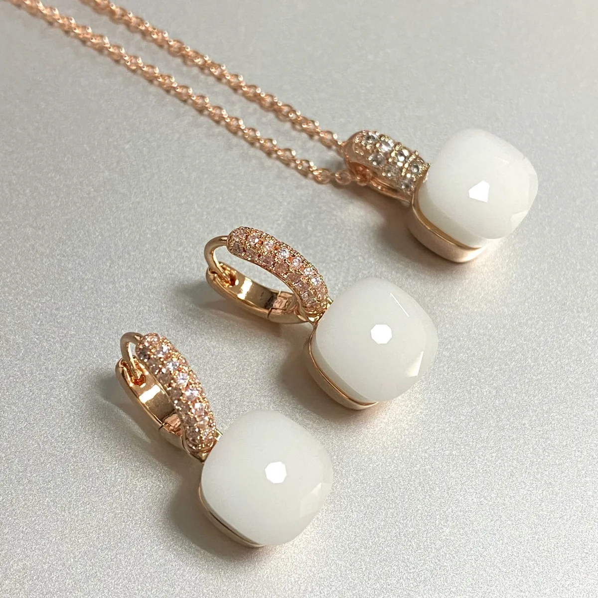 S8e1a9b656d1d43b19d35078f10a9494dO