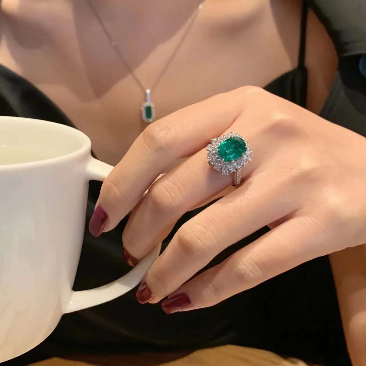 Qtt Elegant Antique Design Women Rings Double Stone Emerald Promise Fidanzamento Fedi Nuziali Anelli Gioielli Antichi Per Feste