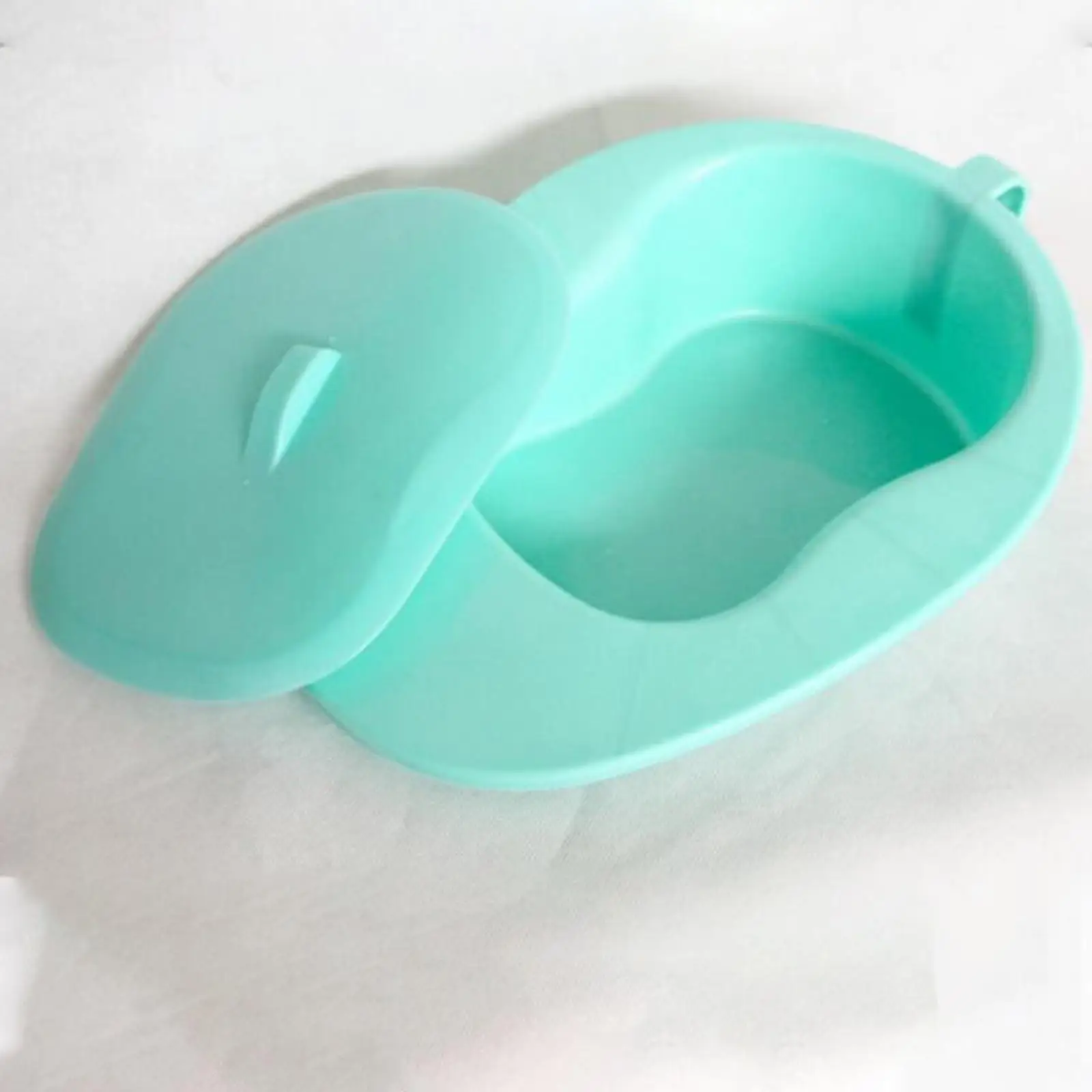 Thick Bedpan with Handle Easily to Clean Heavy Duty Emergency Device Load Bearing Bed Pan Portable Toilet for Old Man 3