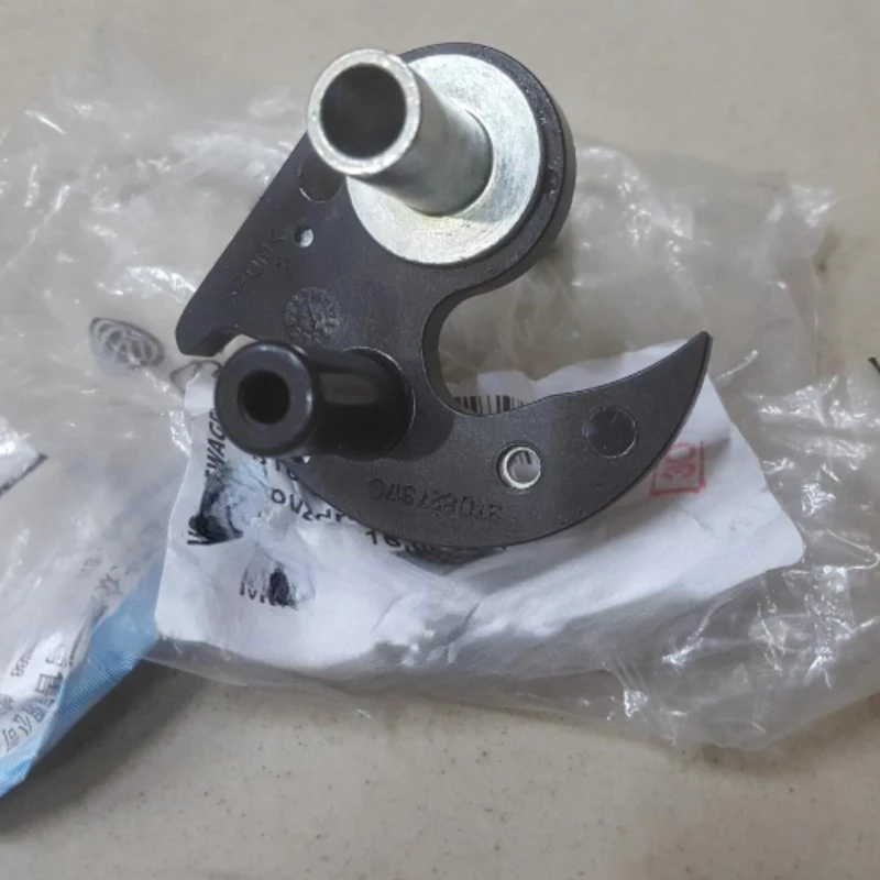 

Крышка багажника регулятор рукав задняя панель кронштейн вешалка кронштейн