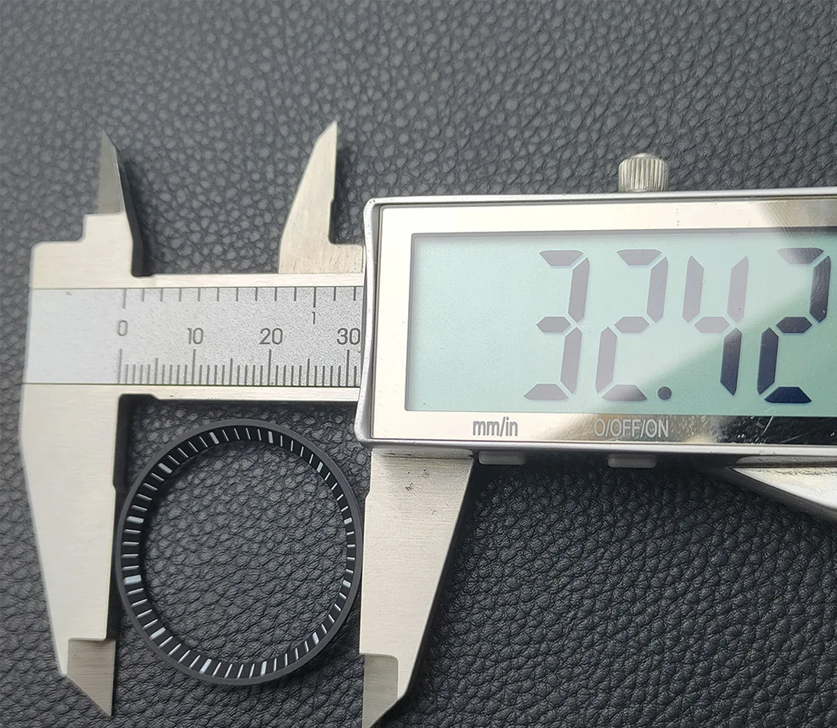 SRPE ̽ ü ð  , ϵ öƽ  , NH35/36, ũ 32.5*27.5mm,  ̽ ź