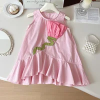 Stylisches Trägerkleid mit 3D-Blume