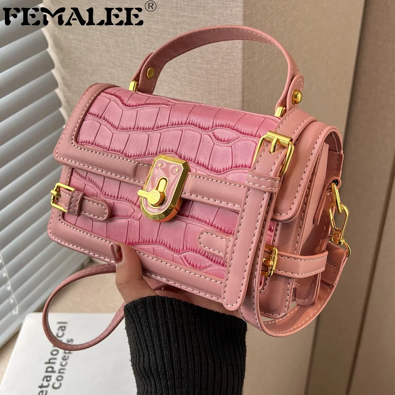 

Women's Bag 2023 New European and American Retro Fashion Portable Shoulder Bags Lock Messenger Bag Square Stone Pattern Handbags