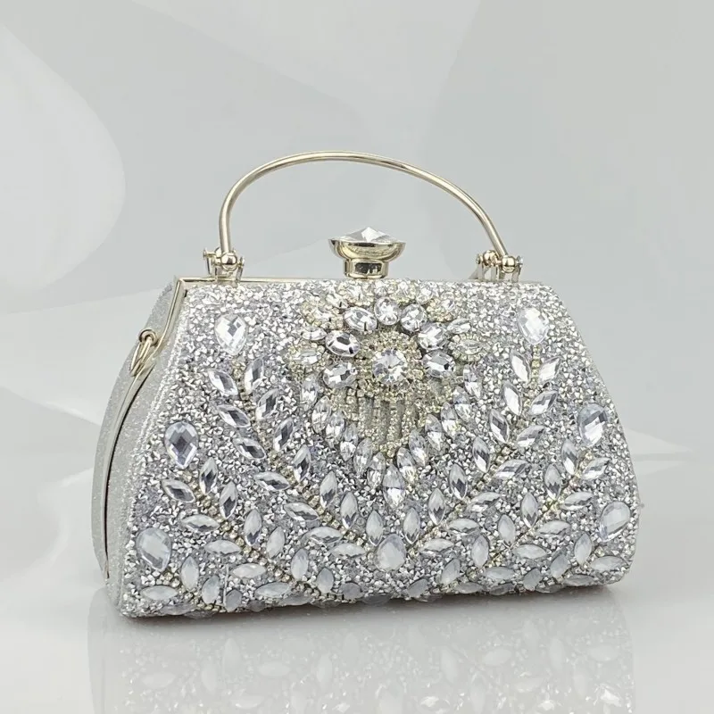 

High-Grade crystal Evening Bag Female New Hollow Out Metal Carved Flower Diamond Handbag Box Fashion Chic Shoulder Crossbody Bag