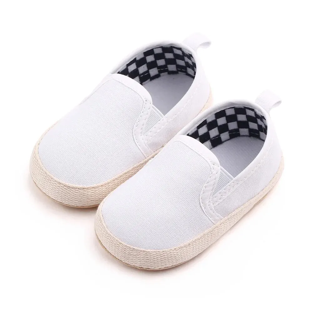 D2679-All White