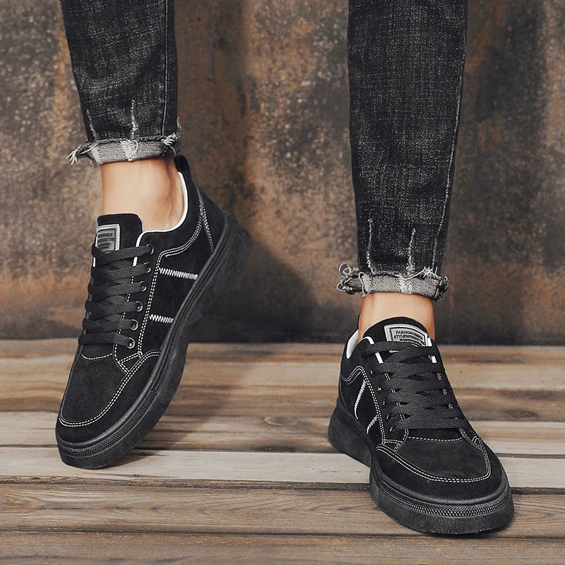 2024 Leather Casual Men Shoes Design Sneakers Man Comfortable Men Loafers Hot Sale Moccasins Driving Board Shoe