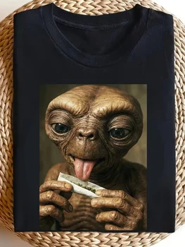 Vintage Alien Funny Graphic T-Shirt Retro 80s Humor Tee for Men Women Casual Cotton Short Sleeve Top Trendy Streetwear 1