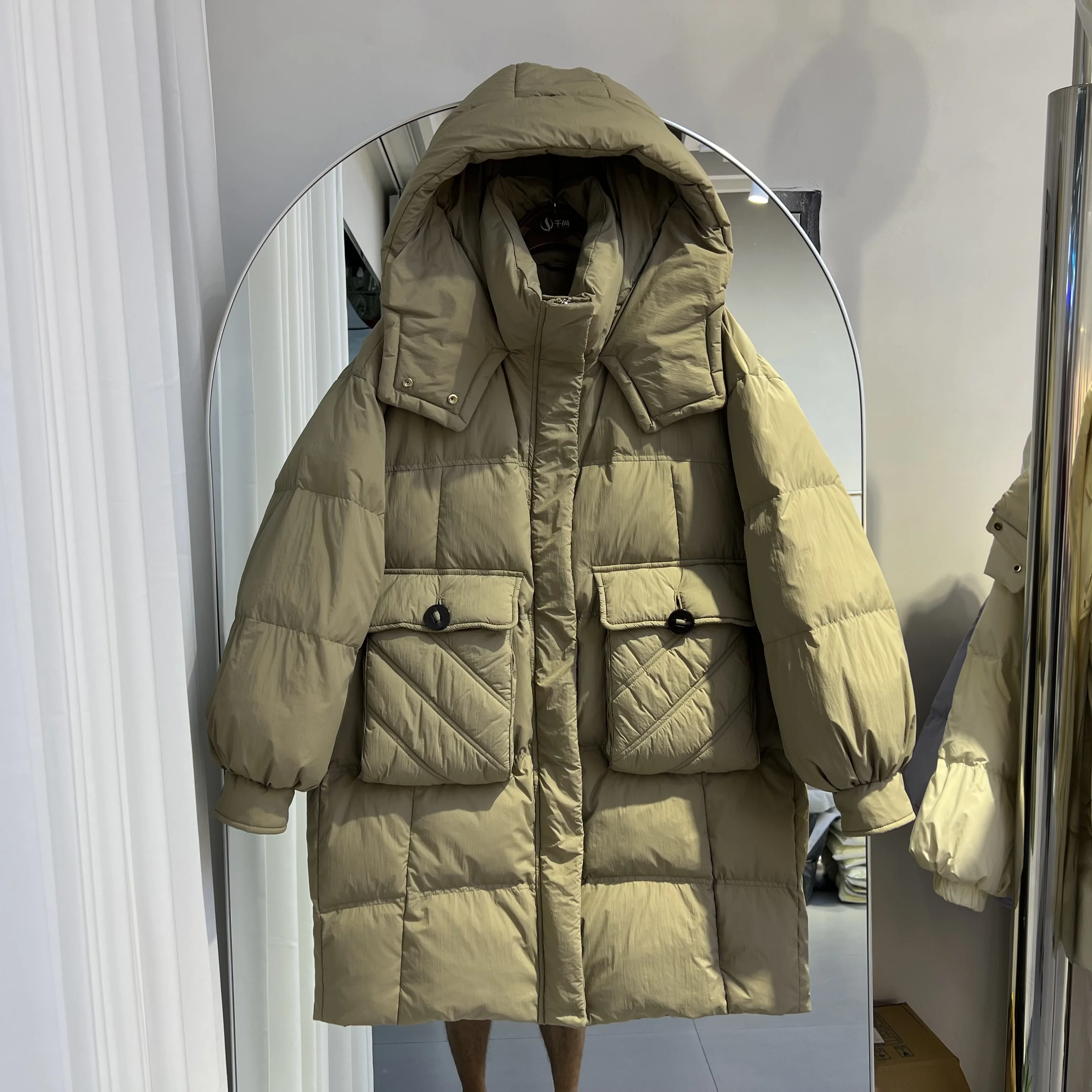 

2023 Winter New Fashion Down Coat Women's Hooded Thickened Loose Pocket Long Sleeve Casual Warm White Duck Down Jacket L497