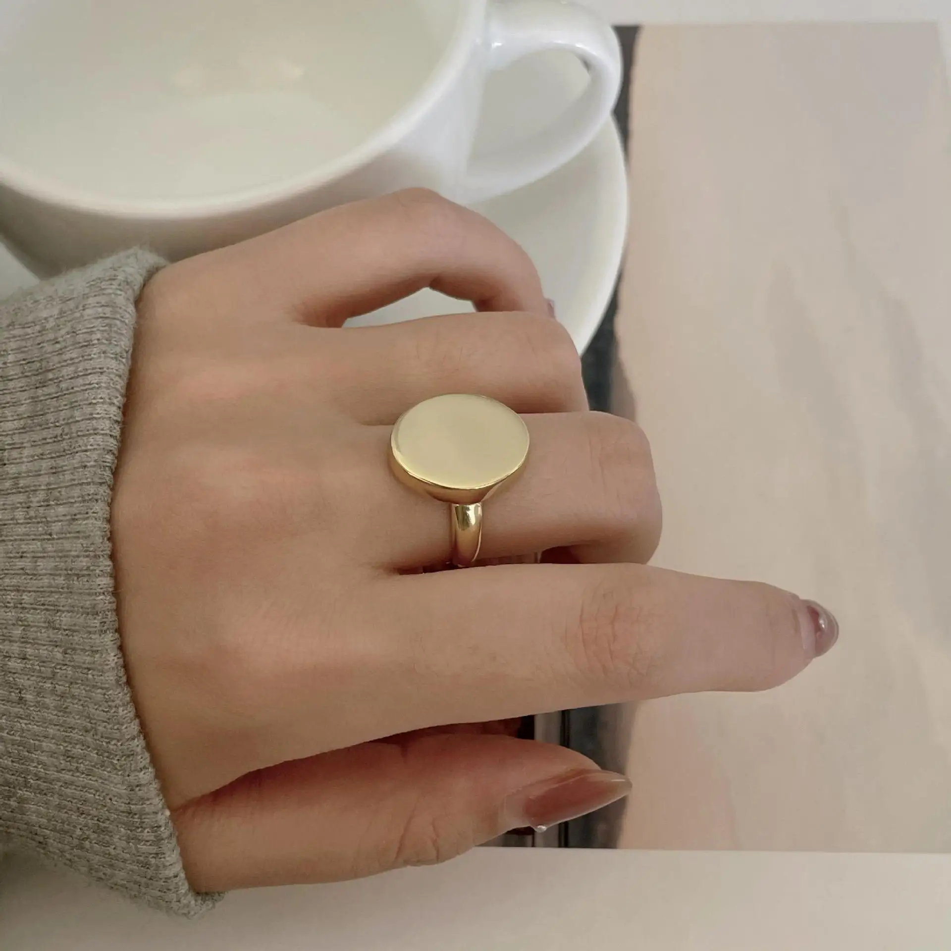 

PANJBJ 925 Sterling Silver Geometric Ring for Women Girl Smooth Design Elliptic INS Simple Jewelry Birthday Gift Dropshipping
