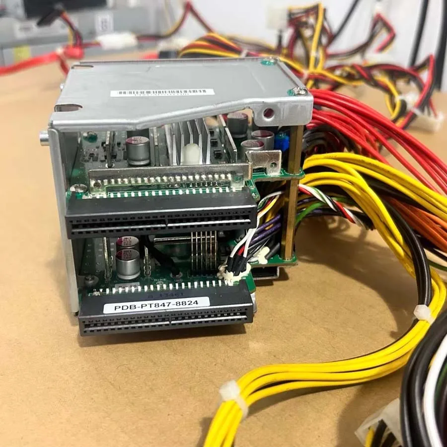 Supermicro 5V 100A 배전반 PDB-PT847-8824용 새 제품