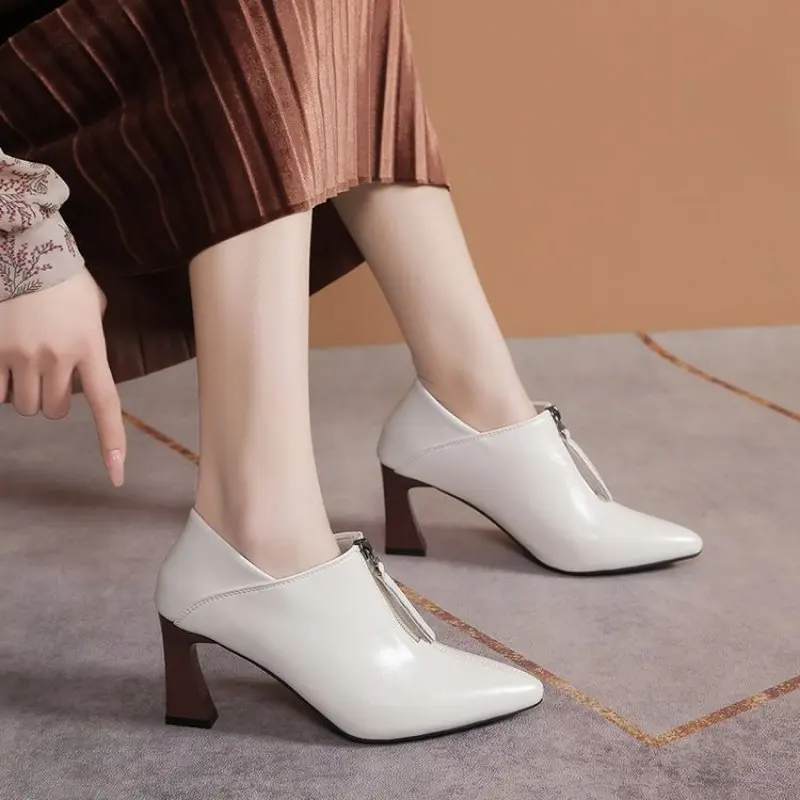 2024 NEW comfort British style Women Fashion Sweet High Quality Side Zipper Short Ankle Boots Lady Brand Design Boot High heels