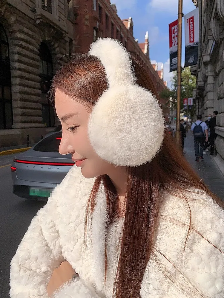 Earmuffs for Autumn and Winter Women's Outdoor Travel Warm and Thickened Earmuffs Plush Ear Protectors