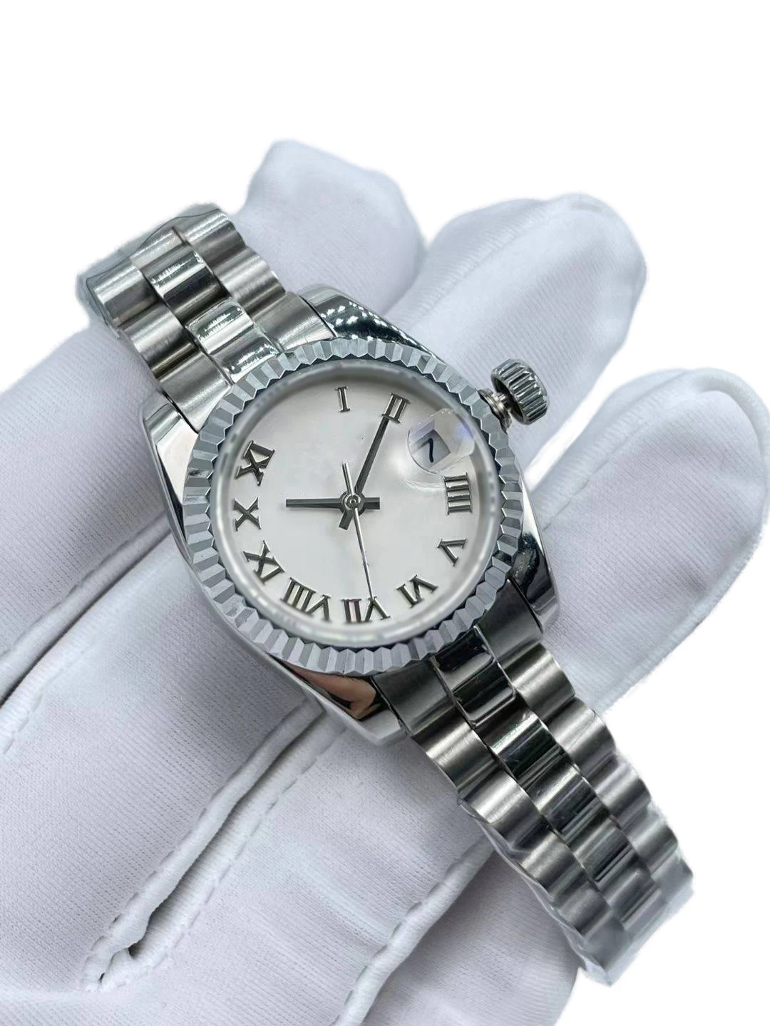 Elegant Women's 26mm Diamond-Studded Watch with Mechanical Movement, Calendar Window, and Rose Gold-Plated Steel Bracelet