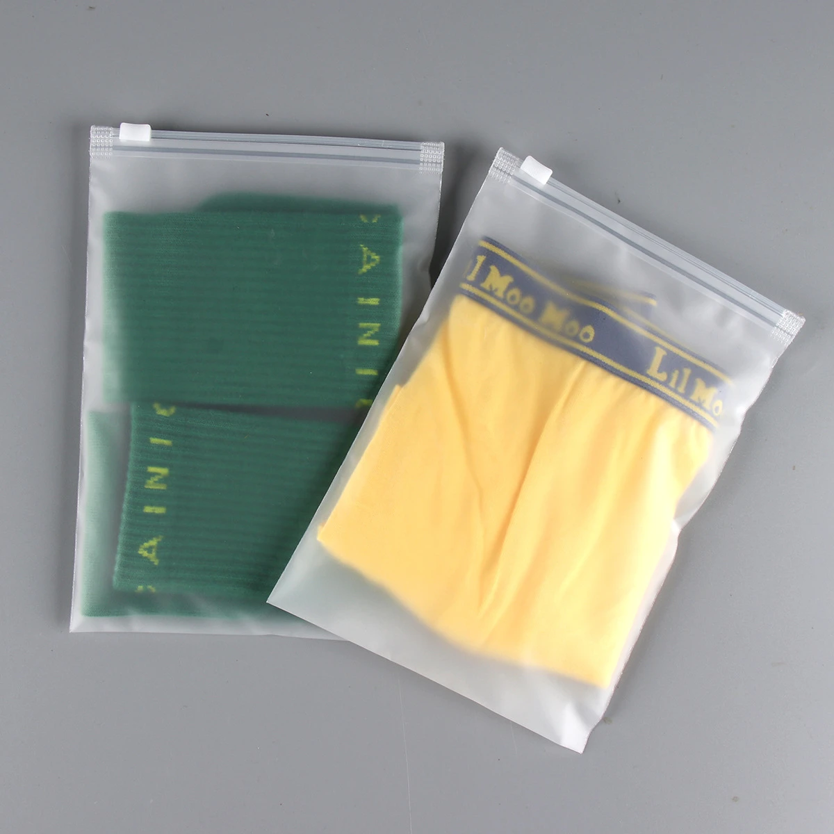 Custom transparent pvc clothing packaging plastic zipper bag pouch