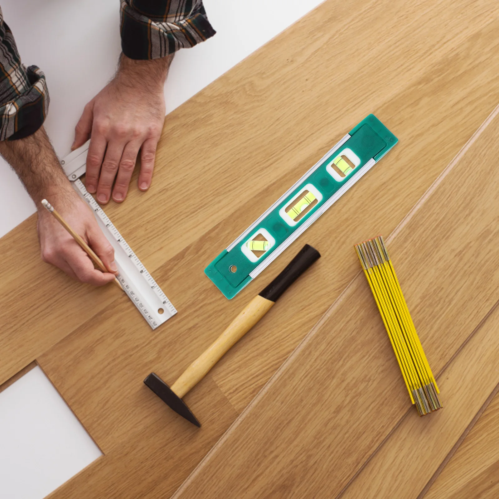 Рисунок 4 - Инструмент для измерения уровня