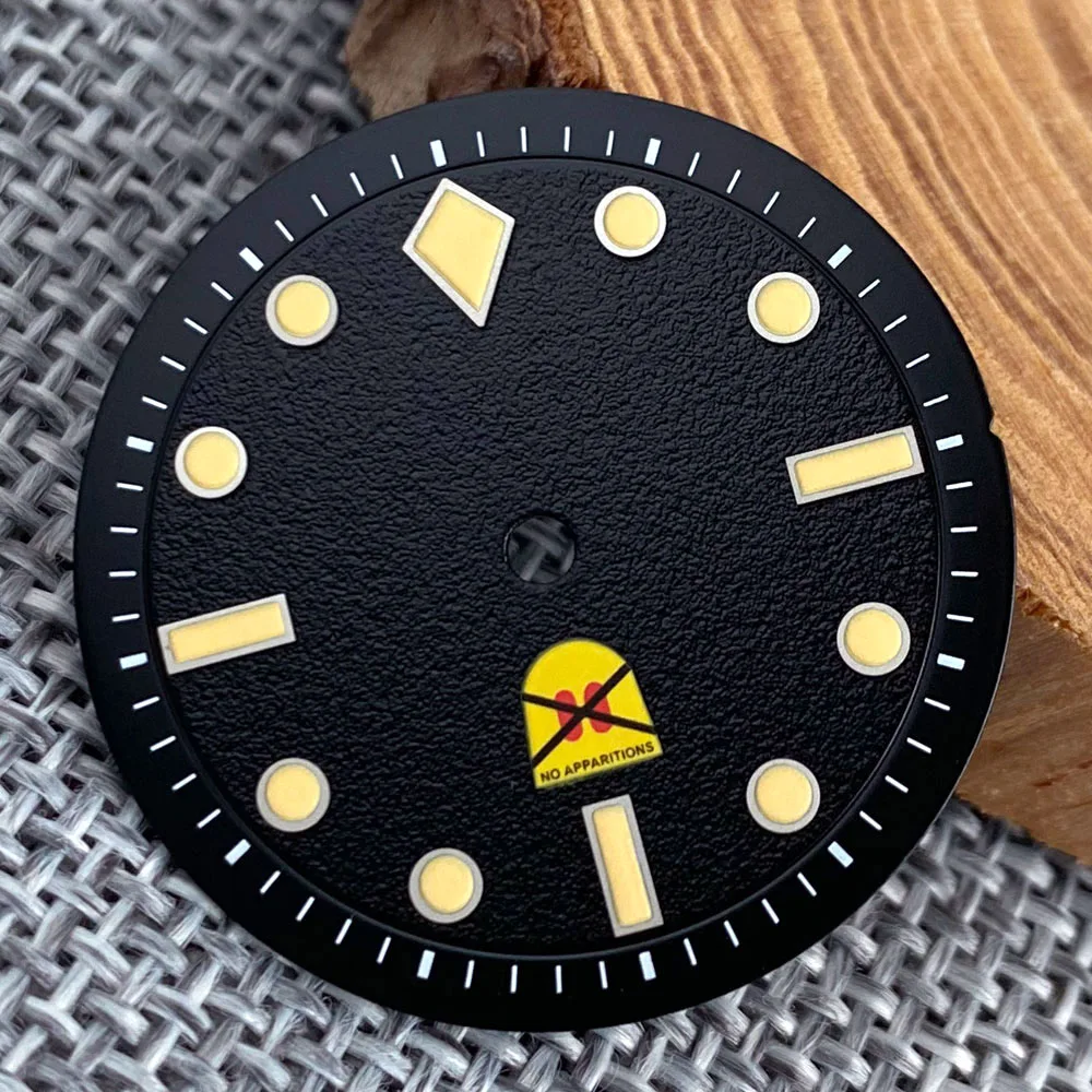 Sandblasted 40mm Watch Case with Double Dome Sapphire Crystal and Luminous Ghost Dial