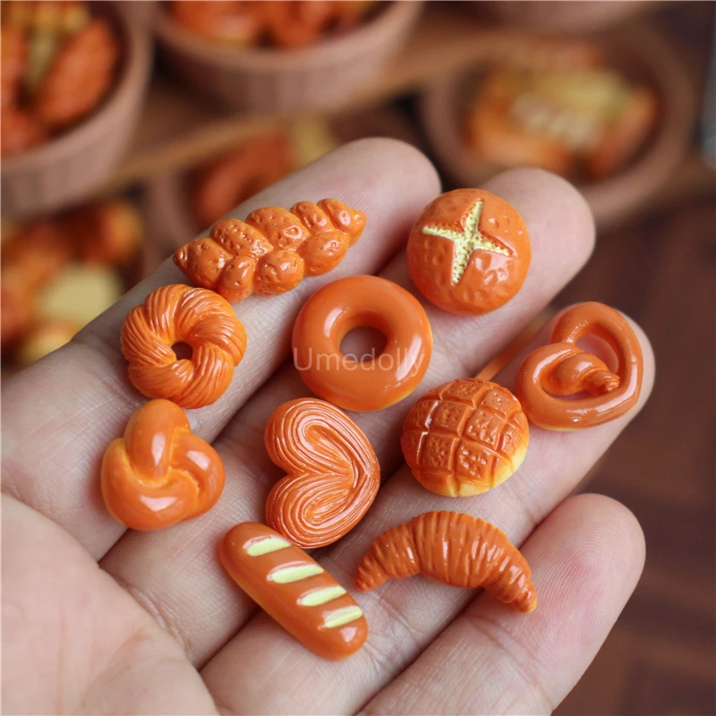 1/6 Scale Miniature Dollhouse Bread Mini Pretzel with Basket Pretend Kitchen Food For BJD Doll Accessories Mini Dolls Toys