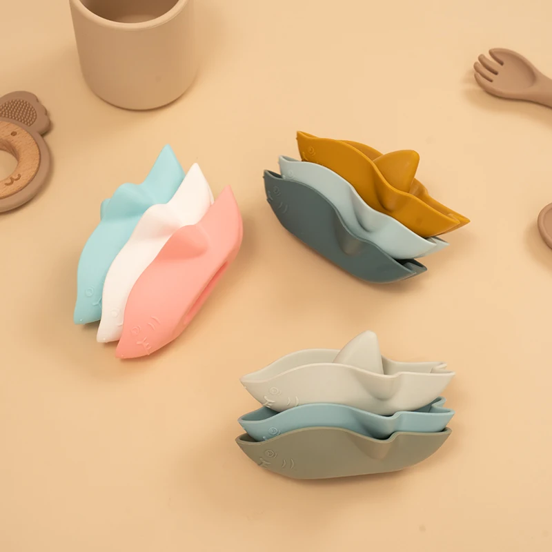 3pcs Baby Bath Toys Set – BPA-Free Silicone Water Play Cute Shark Mold Cartoon Sea Animal Beach and Bathing Toys for Toddlers Beach games & Inflatables Beach Toys and Leisure Accessories