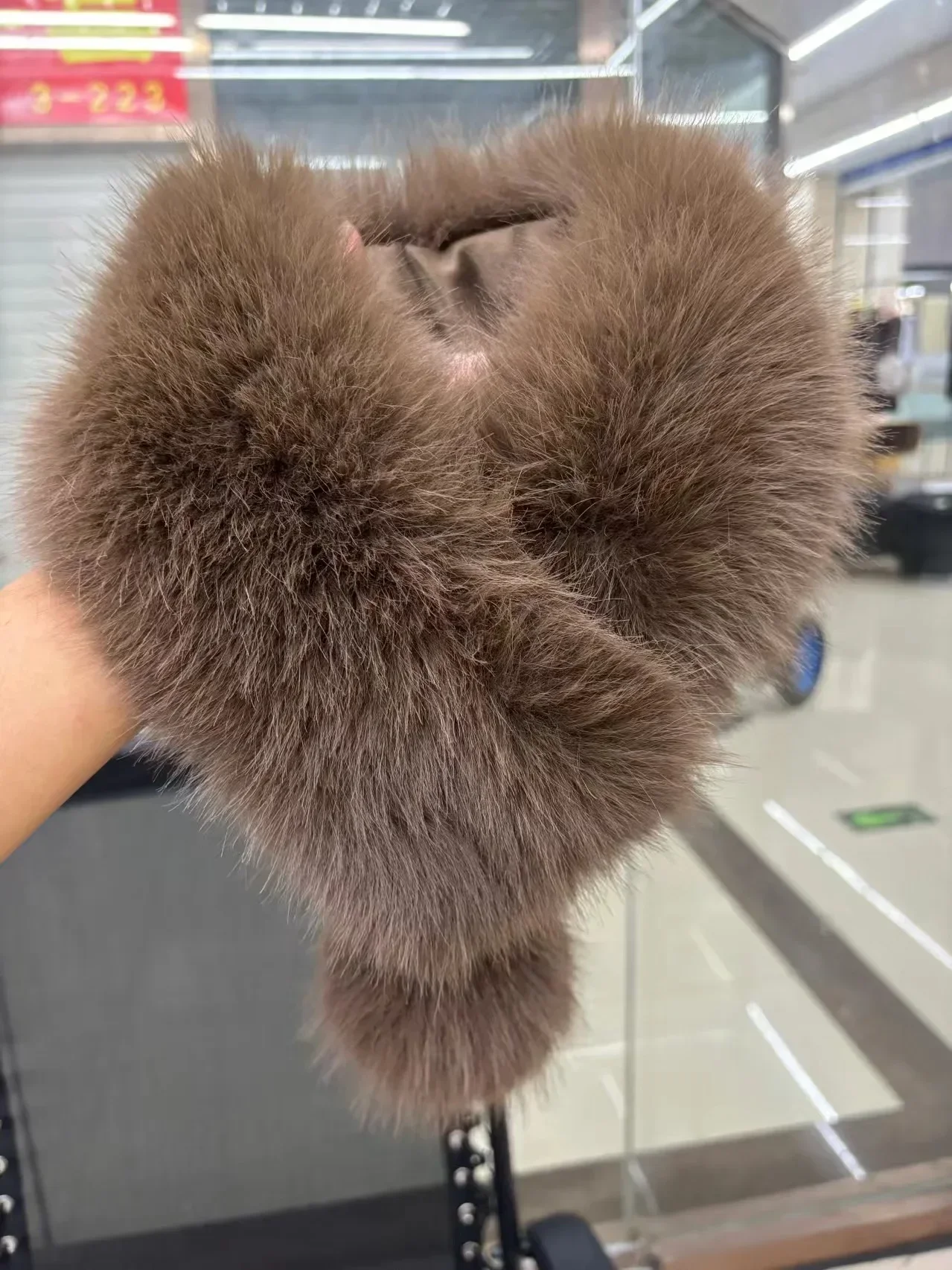 New Women Fur Winter Scarf Short Thick Plush Fluffy Cute Scarf with Big Pompom Winter Fur Collar Solid Color Neckerchief 5