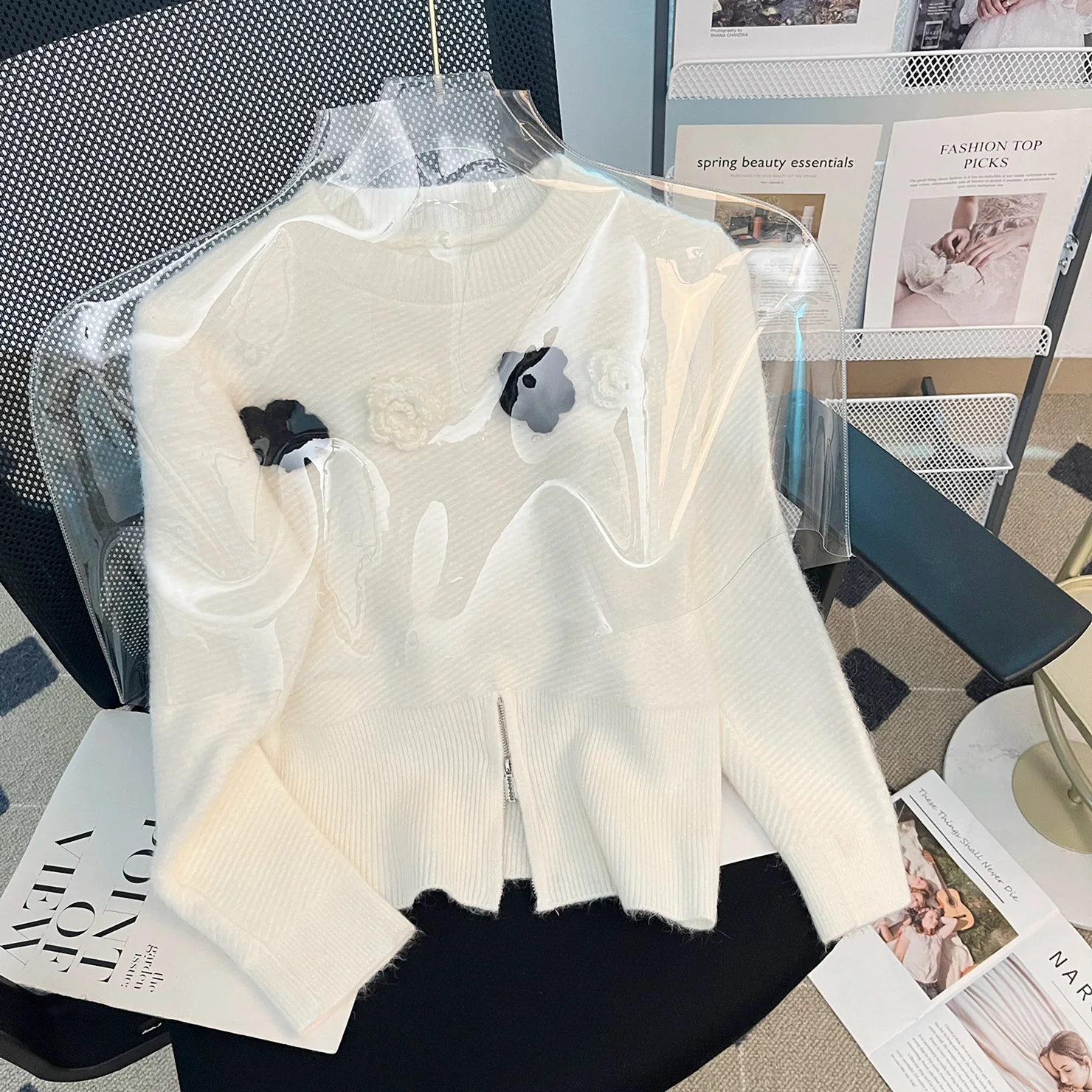 

Appliques Floral Women Sweater Pullover White Color Full Sleeves Autumn Loose Casual Lady Cardigans Clothes