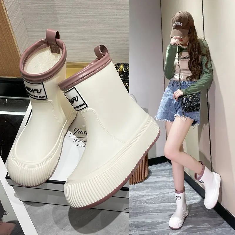 Women rain Boots Lightweight Soft waterproof Anti Slip students rain boots Outdoor Fashion Thick Sole Waterproof women Shoes
