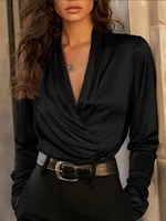 חולצת נשים מודרנית ומקצועית בעיצוב V-Neck מבד סאטן איכותי לסתיו 4