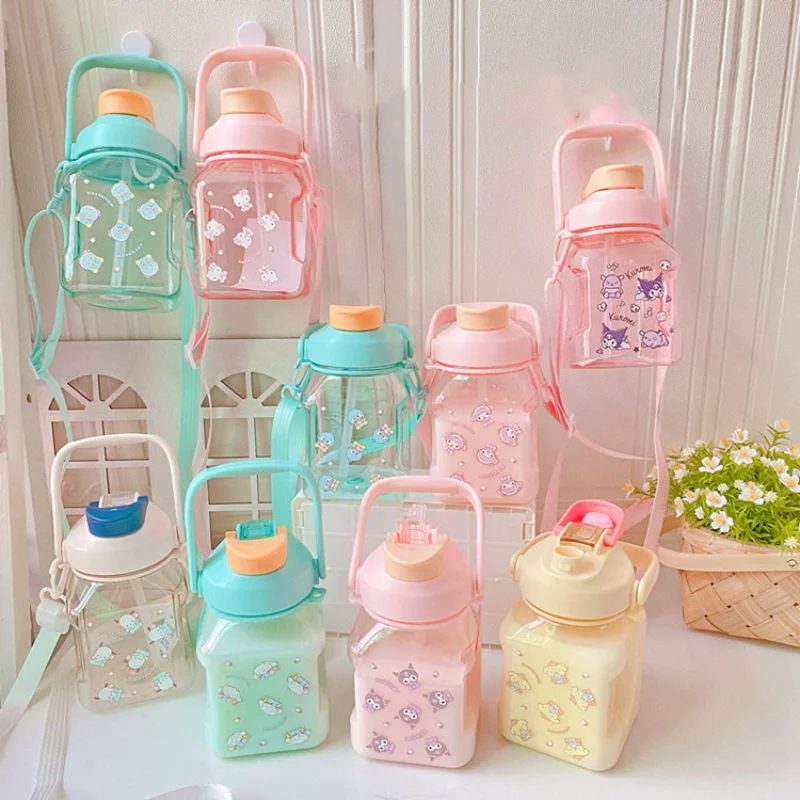 Sanrio Kawaii Kuromi Water Cup My Melody Pochacco Cartoon Cute Plastic Straw Cup Student Summer Travel Tazza D'Acqua Di Grande Capacità