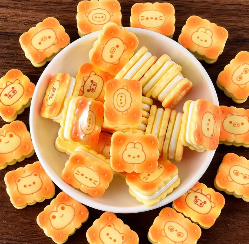 100pcs 1:12 Mini Cartoon Cookie Resin Food For Figurines & Miniatures Dollhouse Home Decoration Diy Accessories