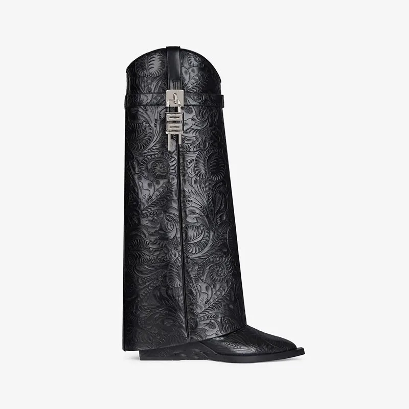 

Knee High Heel Boots for Women, Wedge Heel, Pointed Toe, Big Size, Long Platform Boots, Shark Lock Decor, New, 2023