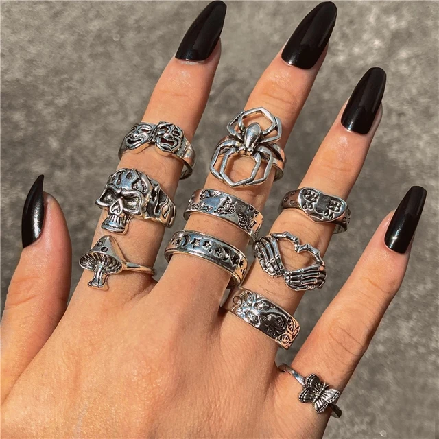 Punk Retro Gothic Ring Set Frauen Schwarze Würfel Herz Snake Vintage Spades  Ace Ringe Silbrig Charme Billard Finger Schmuck - AliExpress