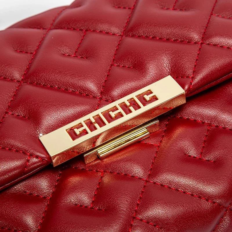 حقيبة كروس نسائية كلاسيكية حديثة لعام 2024، مصممة...