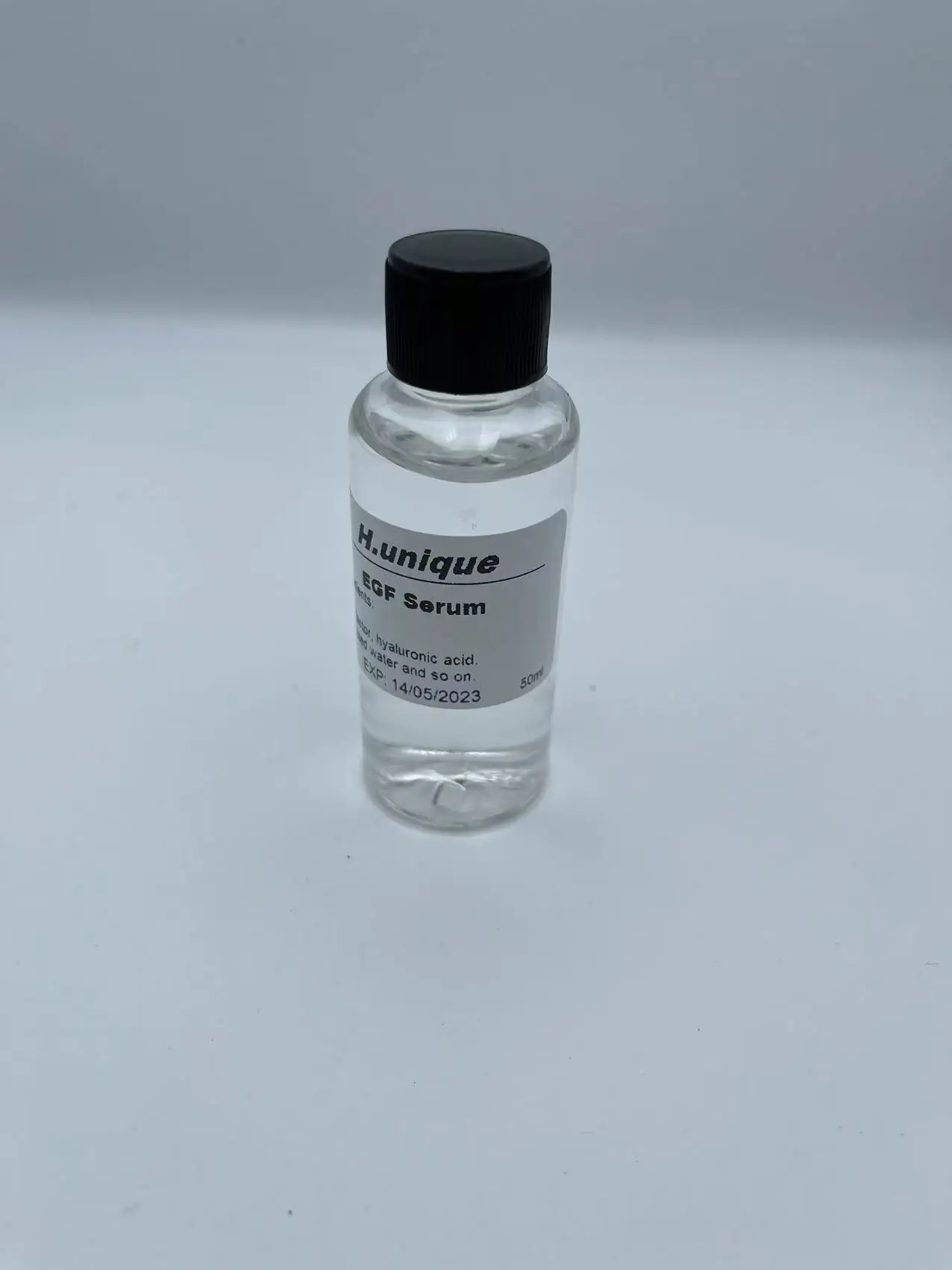 50ml 100ml 200ml EGF pair of the essence of the liquid to repair the moisturizing whitening and moisturizing of the acne