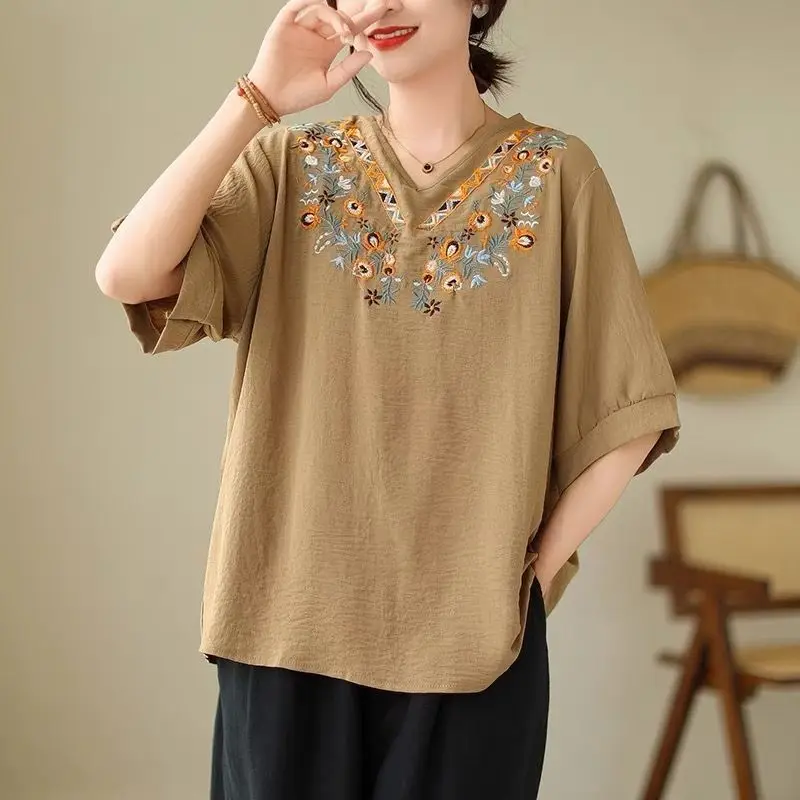 

Korean Casual Versatile Summer V-neck Women's Clothing Embroidered Pure Cotton Fashion Simple Short Sleeve Loose T-shirt Tops