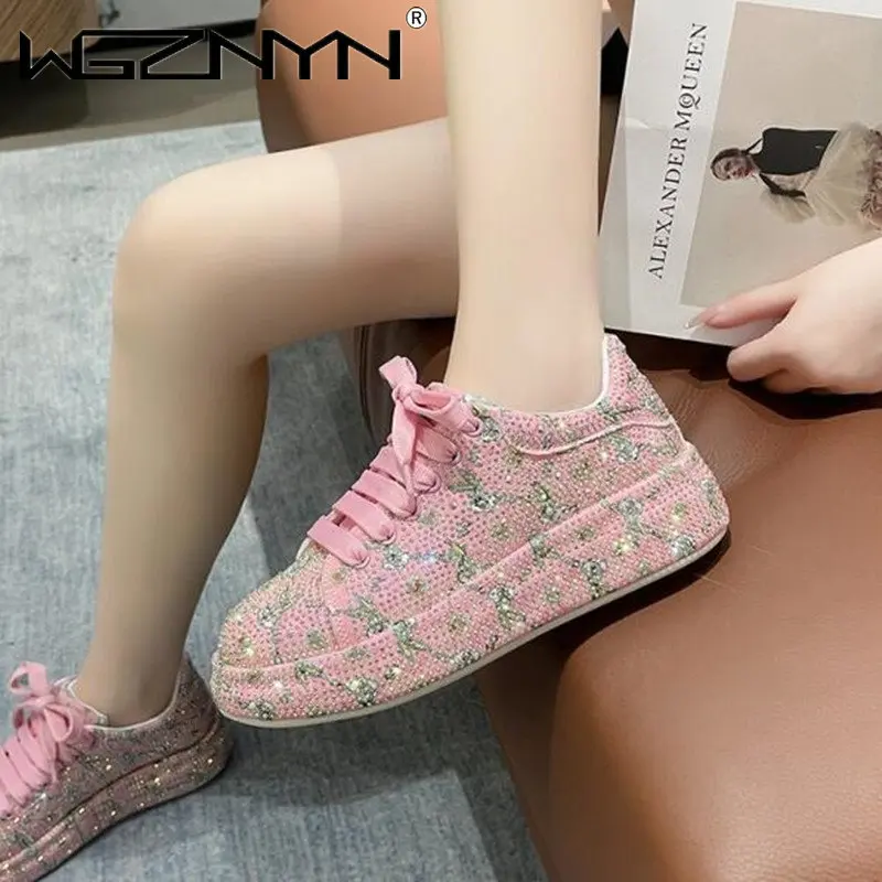 

2023 Rhinestones Thick-soled White Pink Shoe New Autumn Women Platform Sport Shoes Shining Crystal Sneaker Trend Casual Sneakers