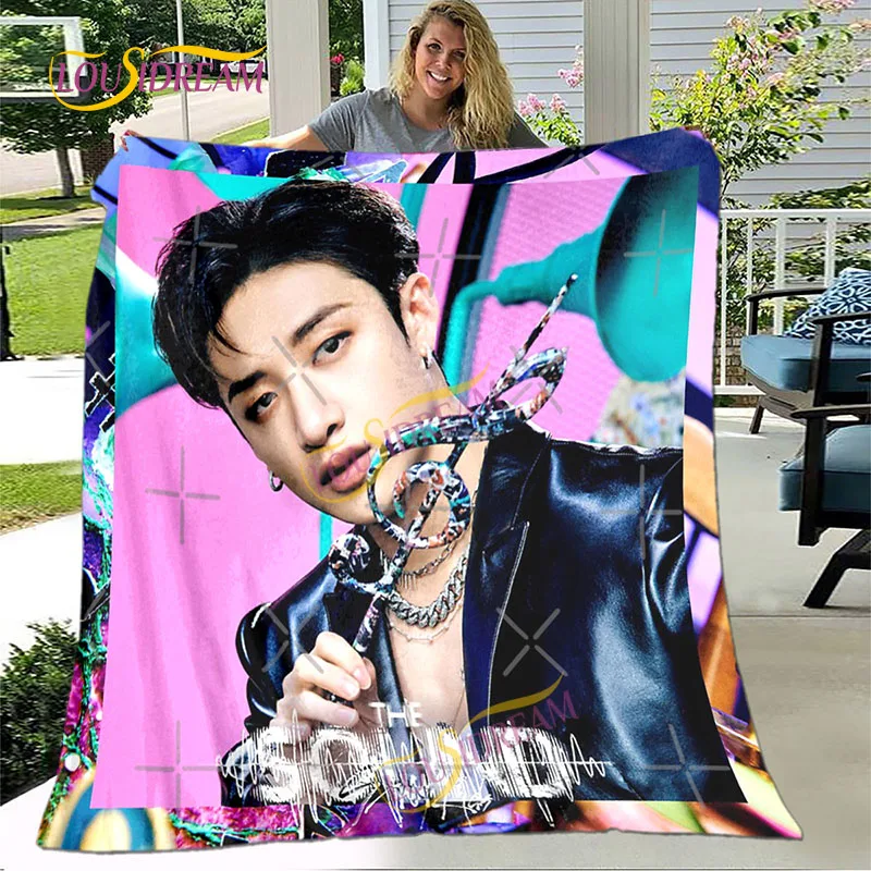 

Korean K-POP Combination Stray Kids Blanket Super Soft Linen Blanket Family Bedroom Four Seasons Warm Air Conditioned Blanket