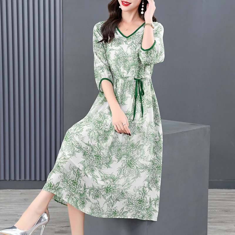 

2023 spring and summer new dress women loose lace-up waist slimming mid-length printed A-line skirt