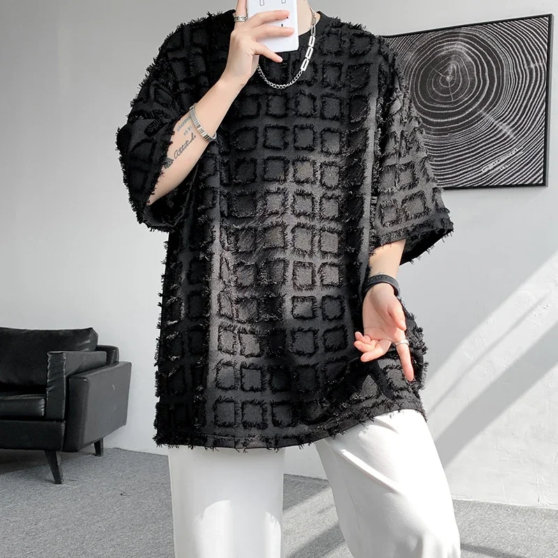 

Футболка мужская клетчатая с коротким рукавом и круглым вырезом