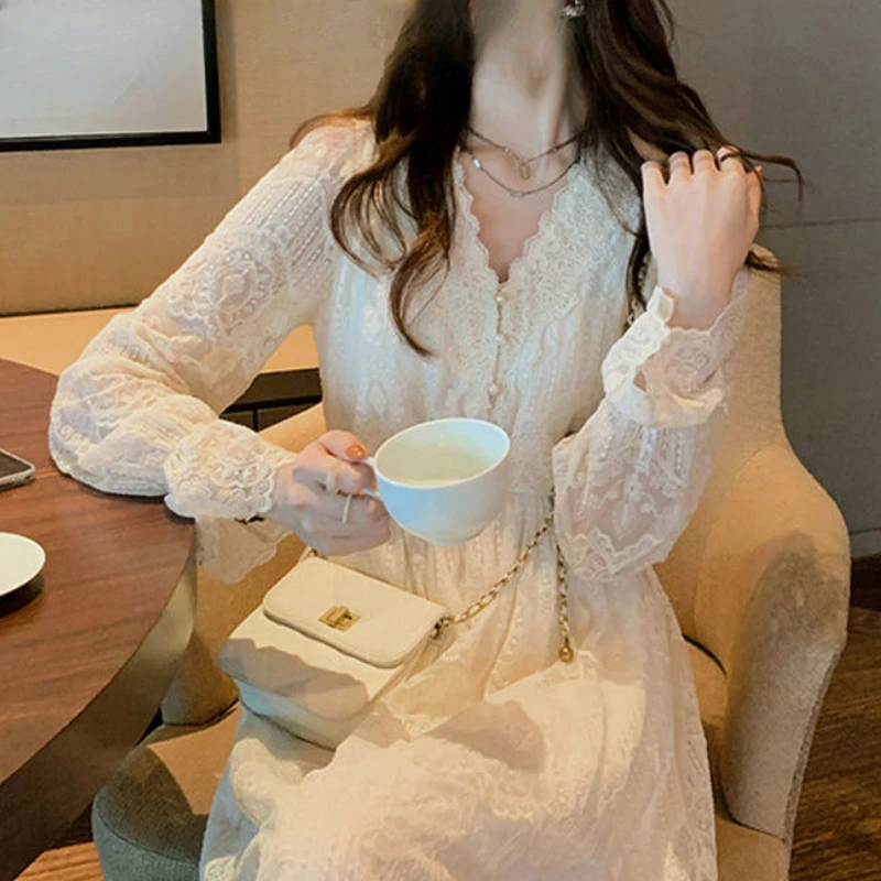 

2024 Spring Lace Vintage Fairy Dress Women Elegant Flare Sleeve Korean Party Midi Dress Casual Office Lady Slim Y2k Kawaii Dress